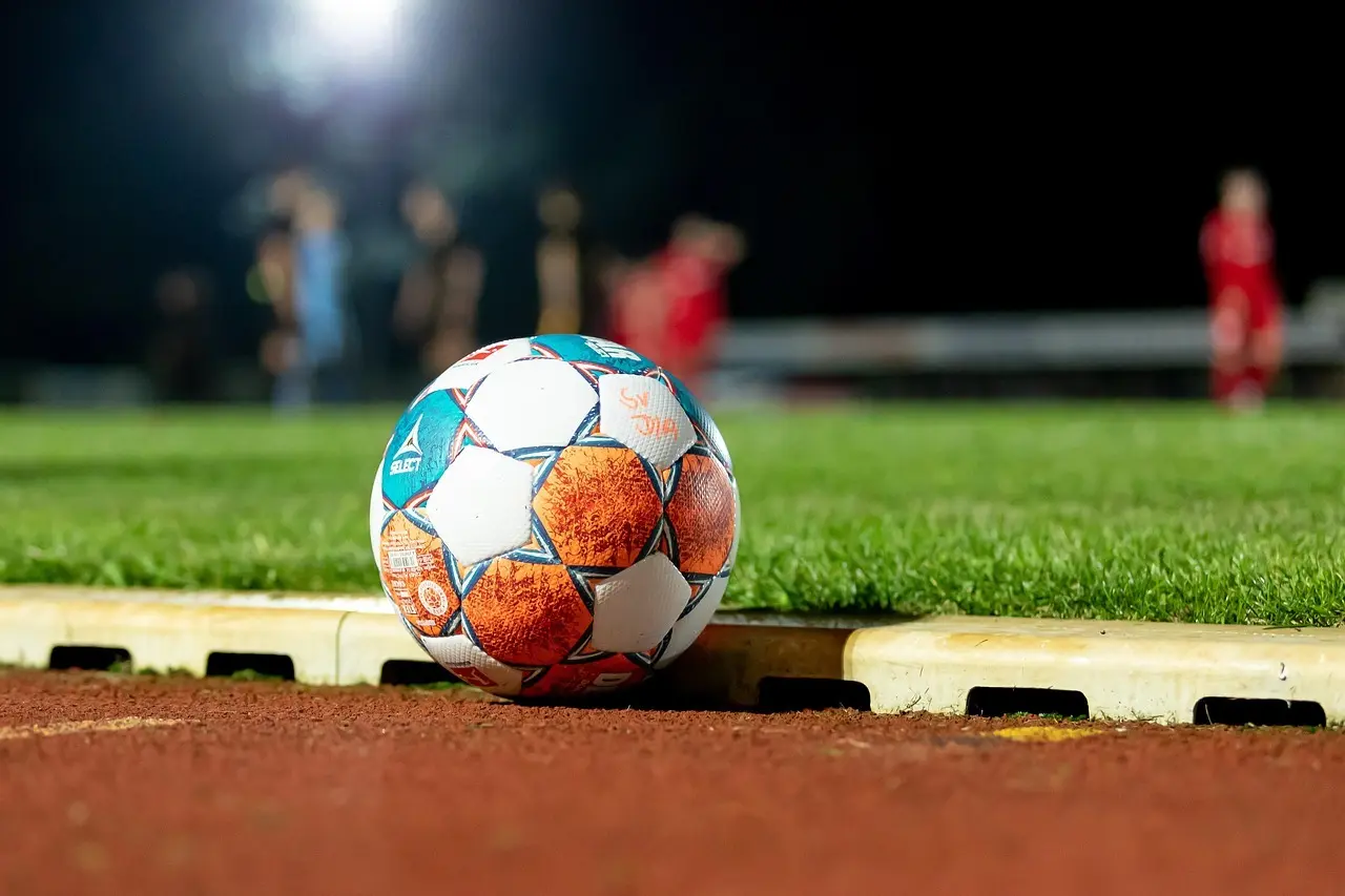 Drama, dødbolde og marginaler – Superettan runde 7 leverede spænding fra første til sidste fløjt