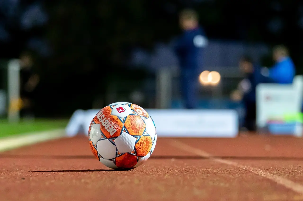 Superettan runde 19: Udeholdene slog til, comebacks og sene afgørelser